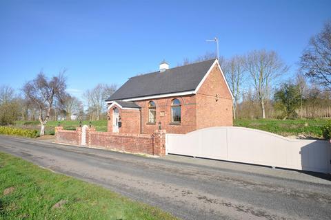 2 bedroom detached house for sale - Medge Hall, Doncaster, DN8