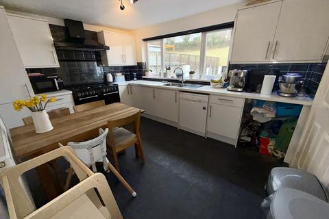 undefined, Brongwinau, Comins Coch SY23