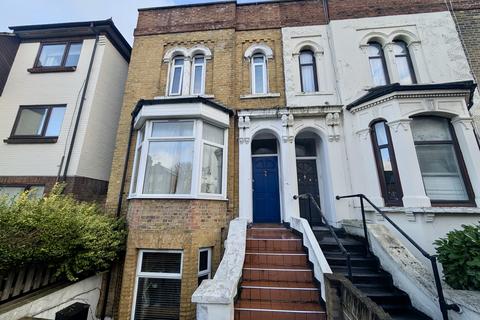 1 bedroom flat to rent, High Road Leytonstone, London, E11