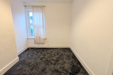 1 bedroom apartment to rent, Byron Road, HARROW