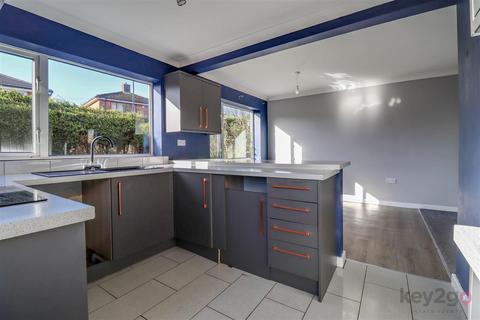 undefined, Borrowdale Close, Halfway, Sheffield, S20