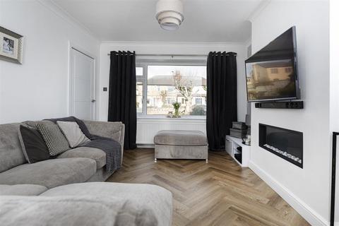 undefined, Belton Grove, Huddersfield HD3
