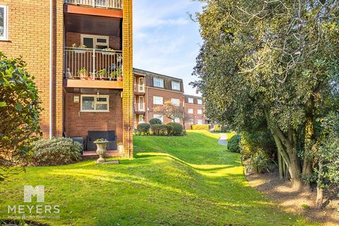 Belle Vue Crescent, Bournemouth, BH6 3