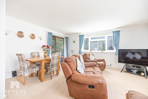 undefined, Belle Vue Crescent, Bournemouth, BH6 3