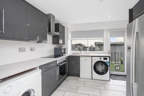 3 bedroom end of terrace house for sale, 219 Cameron Crescent, Bonnyrigg EH19 2PJ