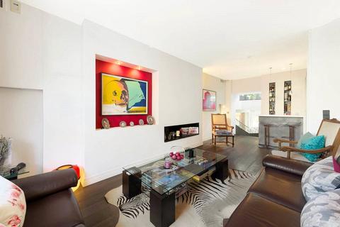 undefined, Lower Belgrave Street, London, SW1W