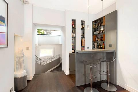 undefined, Lower Belgrave Street, London, SW1W