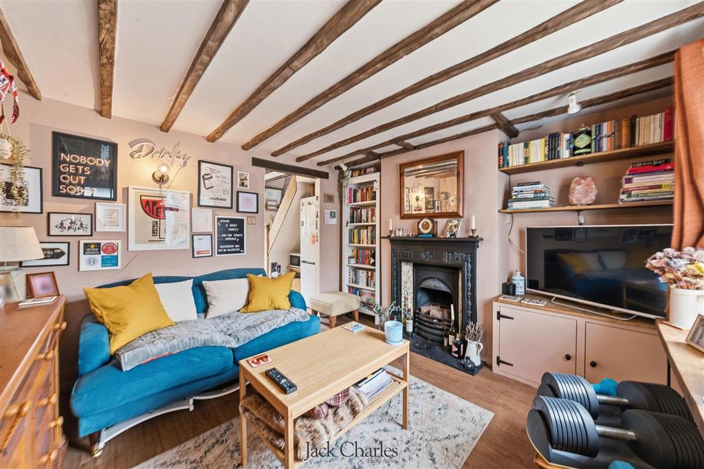 84 Pembury Road-20.jpg