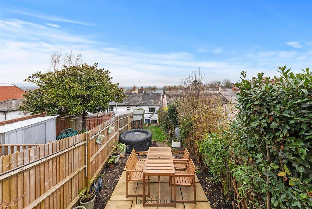 84 Pembury Road-31.jpg