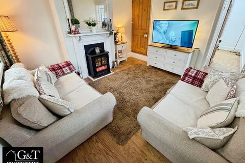 2 bedroom semi-detached house for sale, Paint Cup Row, Dudley