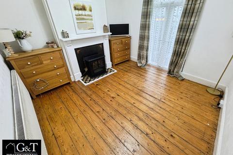2 bedroom semi-detached house for sale, Paint Cup Row, Dudley