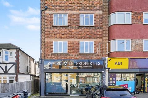 1 bedroom flat for sale, Chigwell Road, London E18