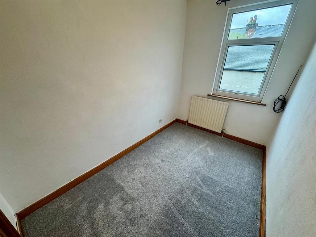 Bedroom 2.jpg