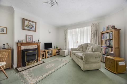 undefined, War Memorial Place, Henley-on-Thames RG9