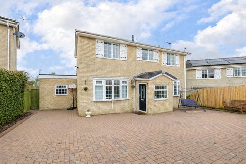 4 bedroom detached house for sale - Regal Close, Sowerby Bridge, West Yorkshire, HX6