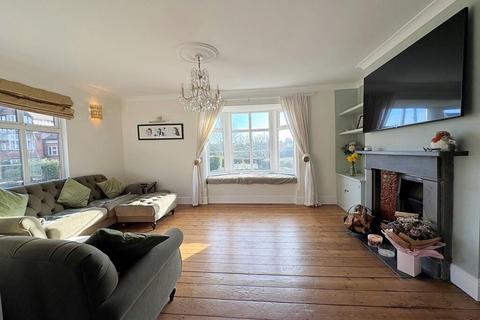 undefined, Castle Grove, Kenilworth, CV8