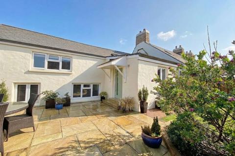 3 bedroom terraced house for sale, Brocq House, St Lawrence