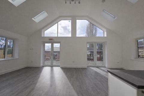 undefined, Peewit Hill, Bursledon,