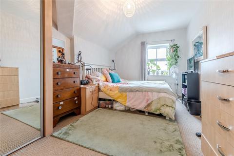 2 bedroom apartment for sale, Manor Fold, Horsforth, Leeds, West Yorkshire