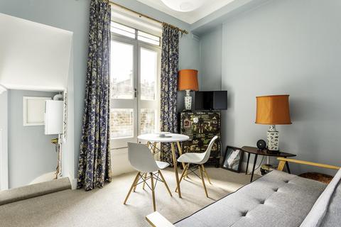 2 bedroom apartment to rent, 35 St. Charles Square, London W10