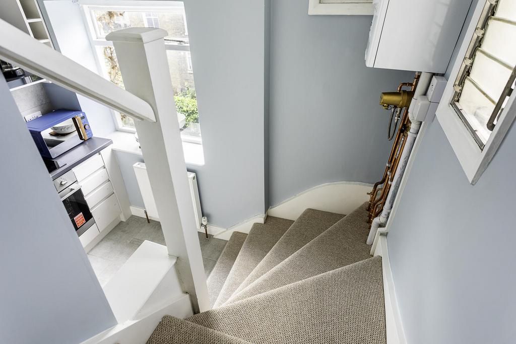 RBAZ -Flat 3, first floor,35 St. Charles Square W1