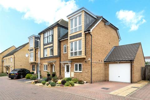 4 bedroom end of terrace house for sale, Stone House Lane, Dartford, Kent, DA2