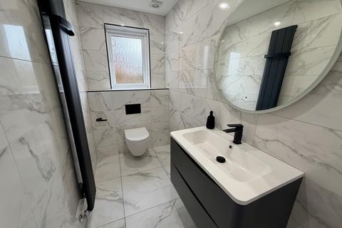 3 bedroom semi-detached house to rent, Finlaggan Place, Kilmarnock KA3