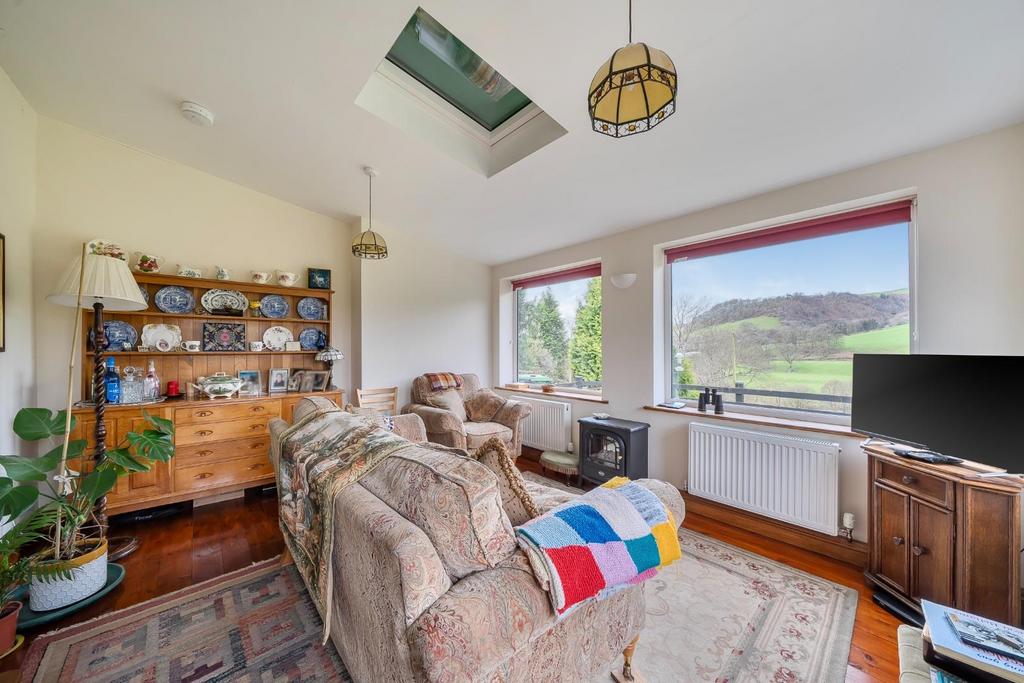 Sitting Room.jpg