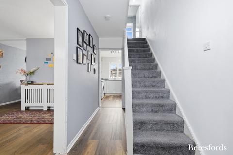 3 bedroom end of terrace house for sale, Braybrooke, Basildon, SS14