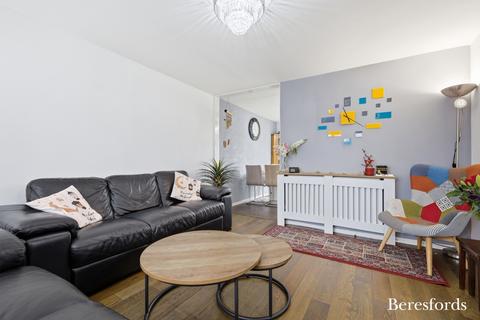 3 bedroom end of terrace house for sale, Braybrooke, Basildon, SS14