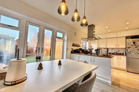 3 bedroom detached house for sale, Amesbury