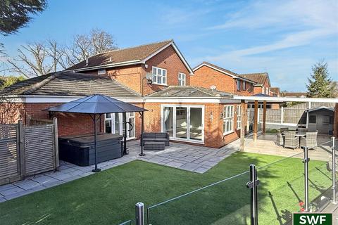 undefined, Rockrose Gardens, Featherstone