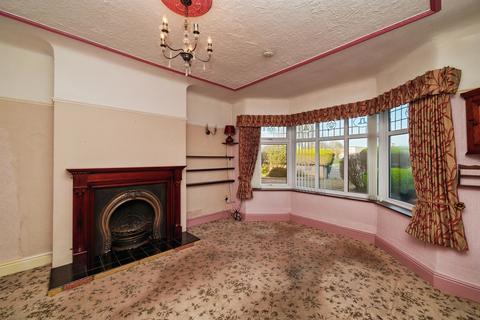 undefined, New Chester Road, Wirral