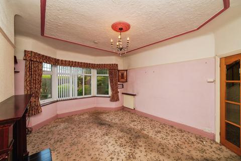 undefined, New Chester Road, Wirral