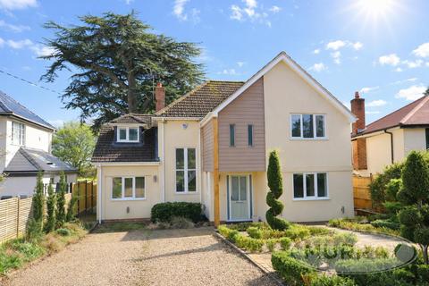 4 bedroom detached house for sale - Catmose Park Road, Oakham LE15