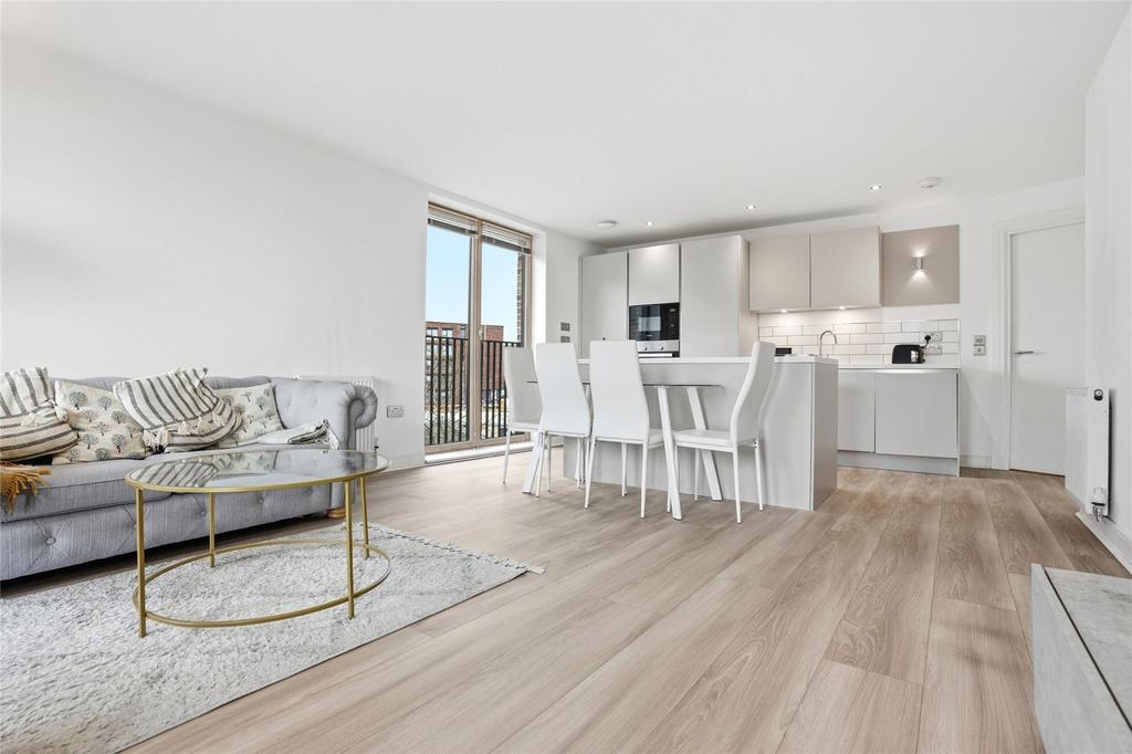 Living/Kitchen Area