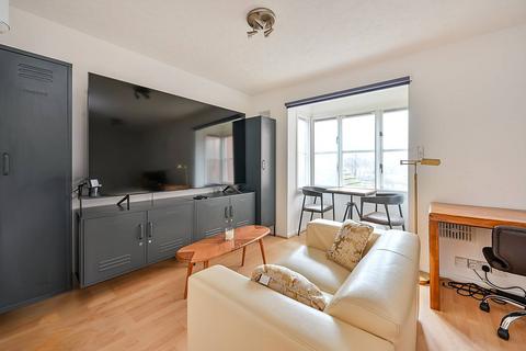 1 bedroom flat for sale, Anderson Close, Acton, London, W3