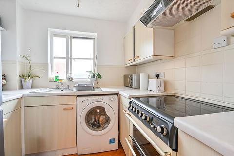 Studio for sale, Anderson Close, Acton, London, W3