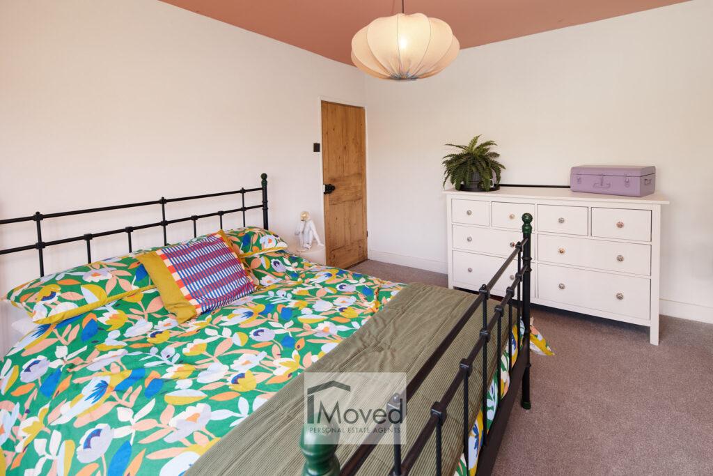 Bedroom 2-1