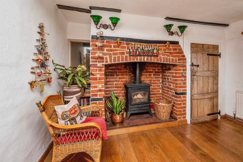 4 bedroom character property for sale, Brick Kiln Lane, Kerdiston
