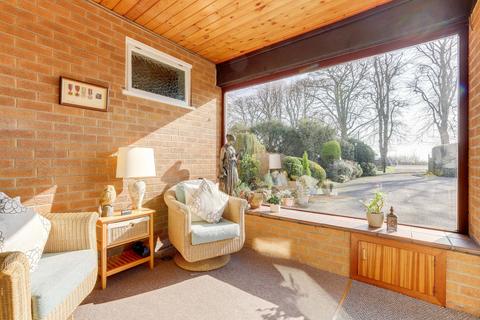 5 bedroom detached house for sale, Mapperley Plains, Nottingham NG3