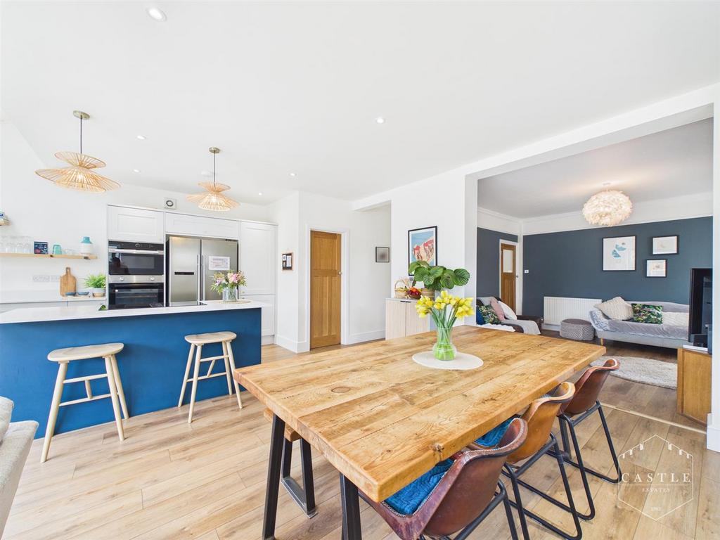 Open plan living kitchen