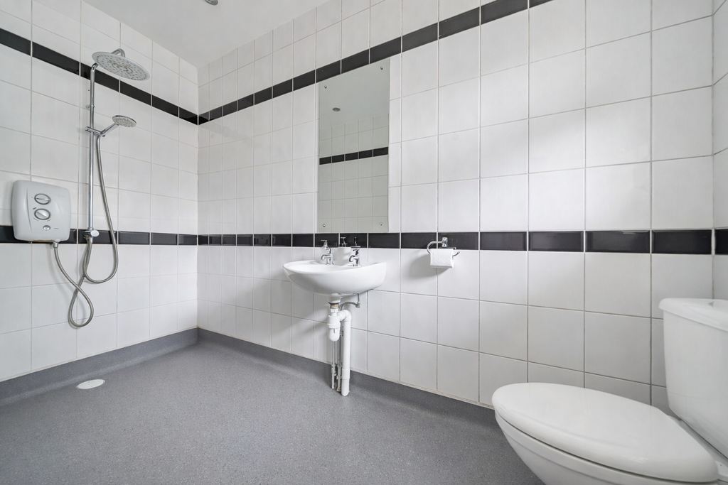 Downstairs Wet Room