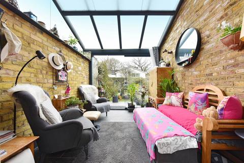 4 bedroom terraced house for sale, Bellevue, Ealing