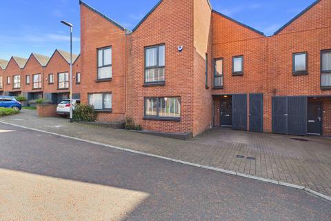 3 bedroom terraced house for sale, Armstrong Street, Gateshead, NE8