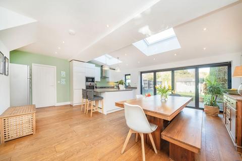 4 bedroom end of terrace house for sale, Yew Tree Road, London W12