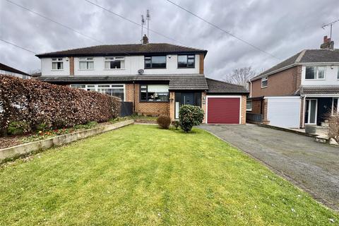3 bedroom semi-detached house for sale - Oaklands Drive, Dalton, Huddersfield, HD5 8PR
