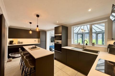 undefined, Oaklands Drive, Dalton, Huddersfield, HD5 8PR