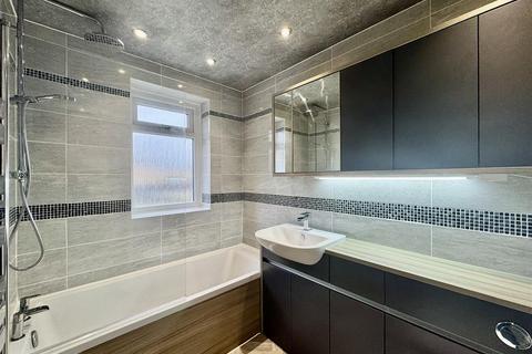 undefined, Oaklands Drive, Dalton, Huddersfield, HD5 8PR