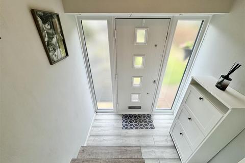 undefined, Oaklands Drive, Dalton, Huddersfield, HD5 8PR